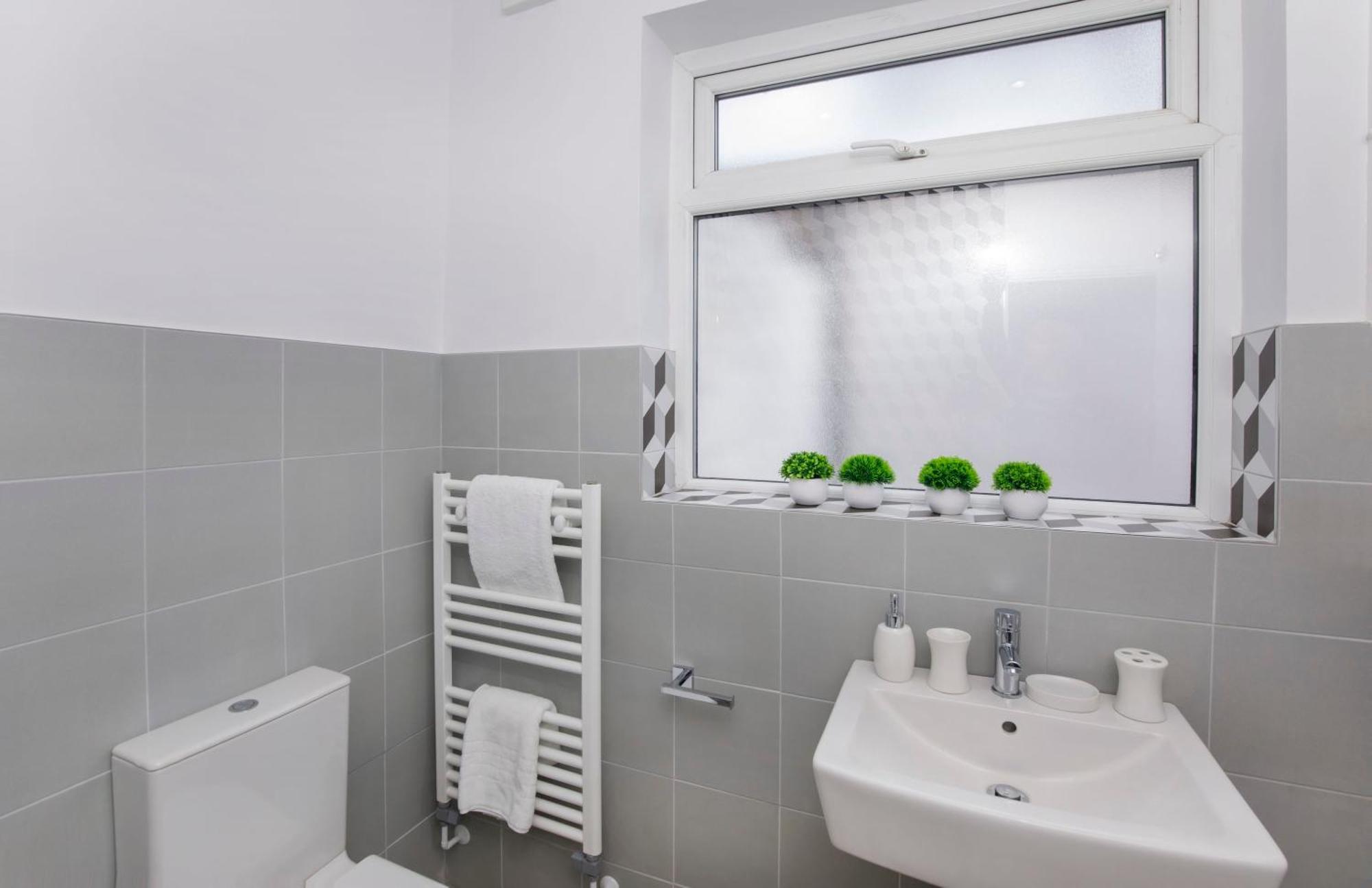 The Milton Sleeps 8 Close To York City Centre Pet Friendly المظهر الخارجي الصورة